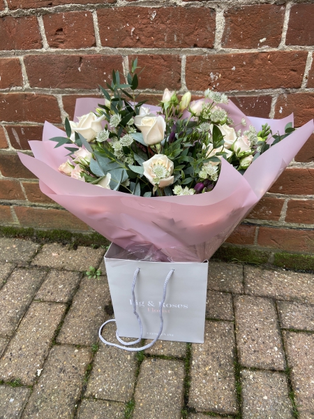 Scented handtied bouquet