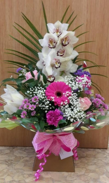 Castle box pinks green
