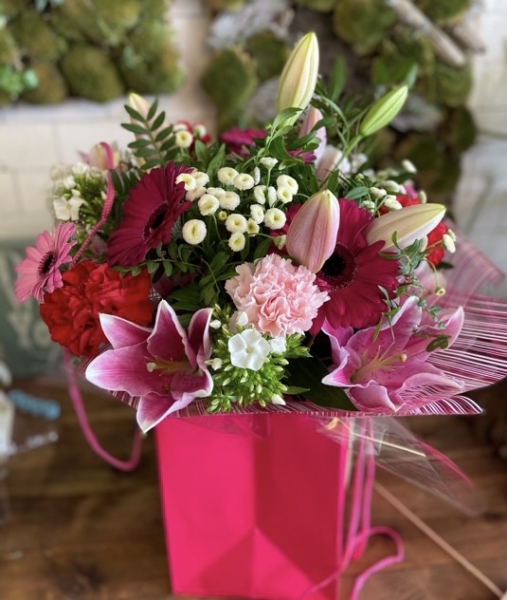 Pinknproud