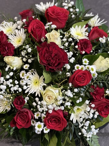Rose posy