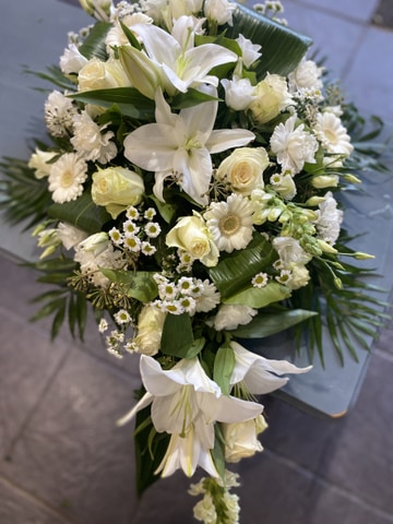 Natural funeral spray