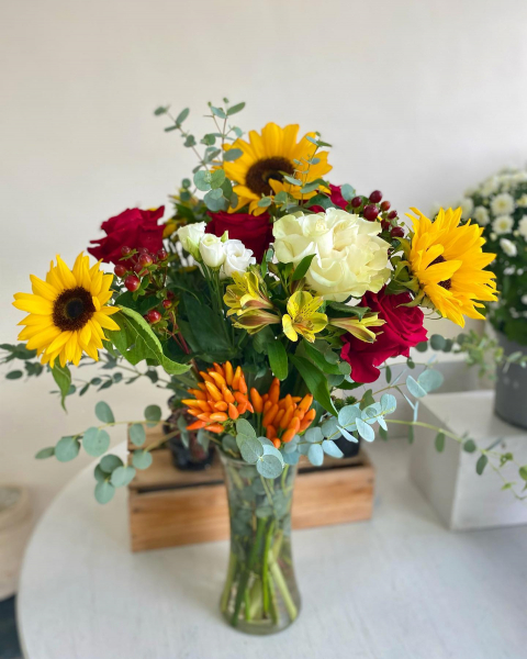 Signature vases