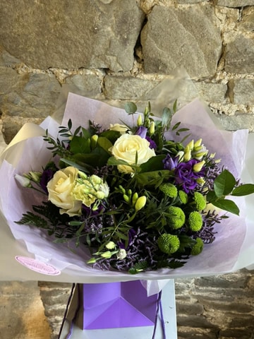Florist choice handtie