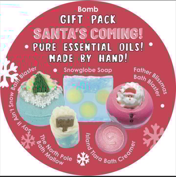 Santas coming gift pack