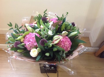 Summer handtied