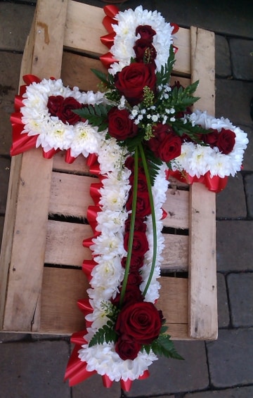 Red rose cross