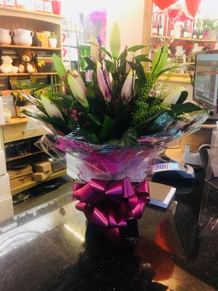 Luxury lillies