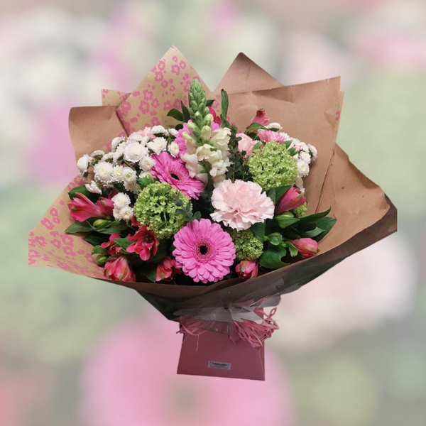 Petal kiss bouquet