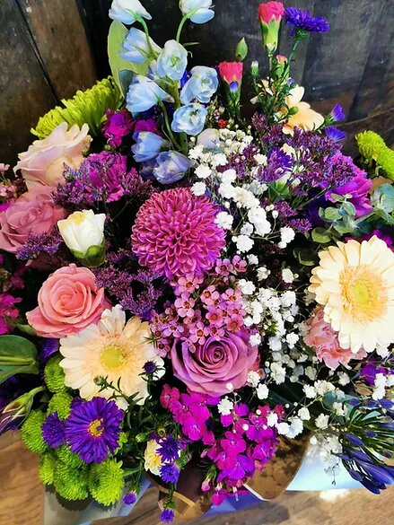 Bridgerton bouquet