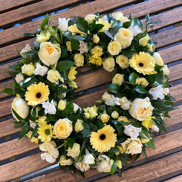 Lemon and white wreath
