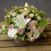 Pink-cream basket