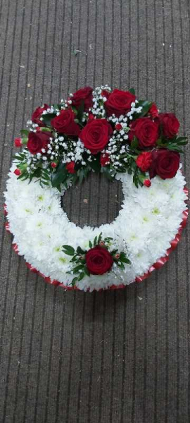Graceful farewell wreath