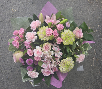 Graceful pink bouquet