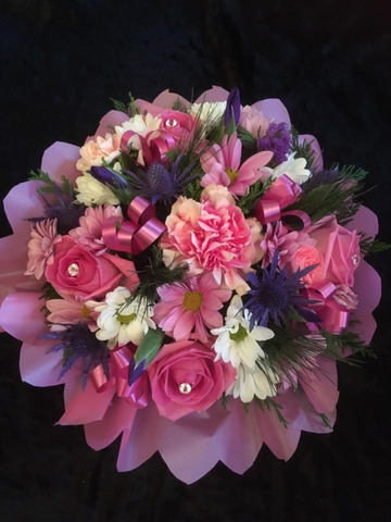 Pretty pink posy