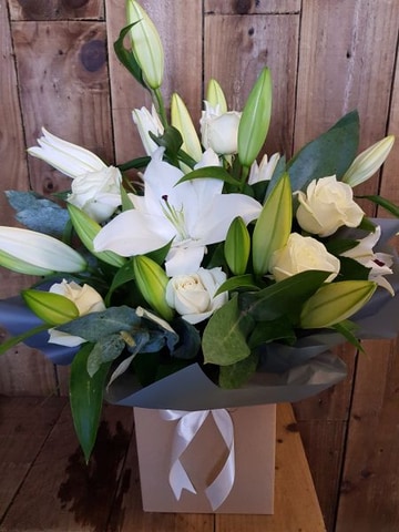 Rose and lily bouquet