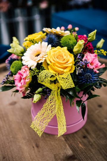 Florist choice hatbox
