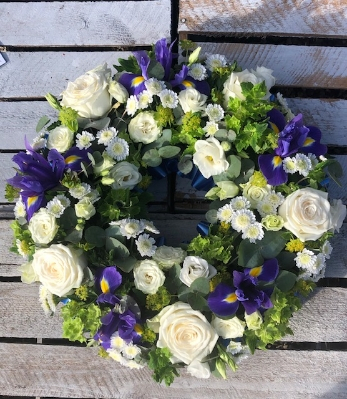 Blue and white wreath
