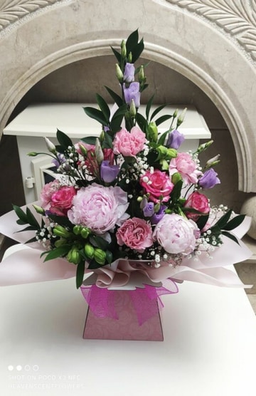 Front facing arrangement