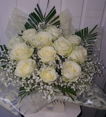 Loved with cream roses