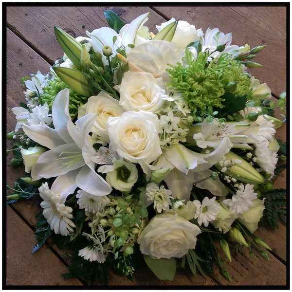Country white posy