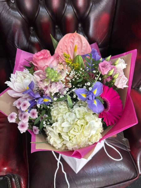 Blushing bouquet