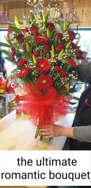 Ultimate romantic bouquet