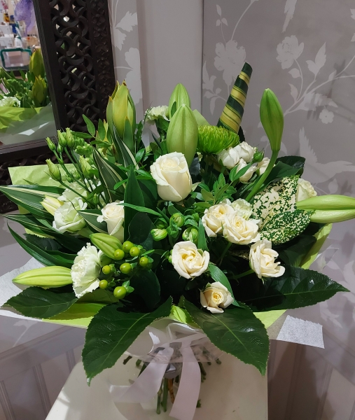 Radiant handtied bouquet