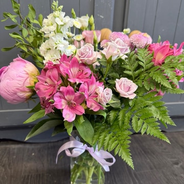 Vase of pinkness