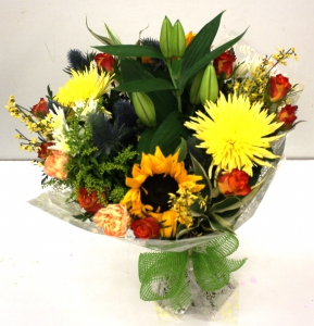 Vibrant tied bouquet
