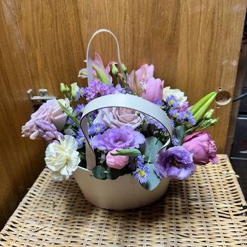 Spring tote bag