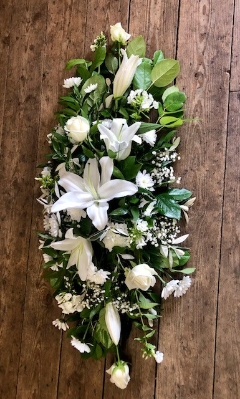 White-green spray