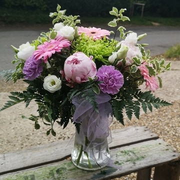 Seasonal vase collection