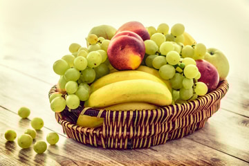 Delicious fruit basket