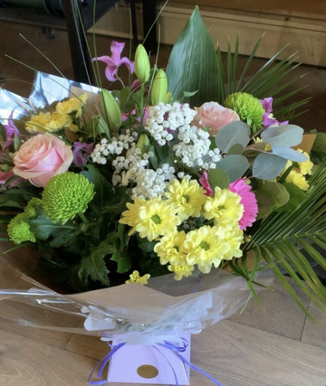 Mothers day pastel bqt