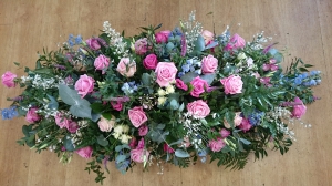 Wild natural casket spray