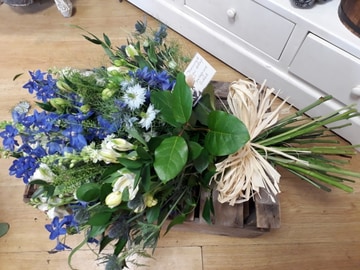 Blue and white tied sheaf