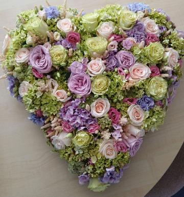 Pastel rose heart