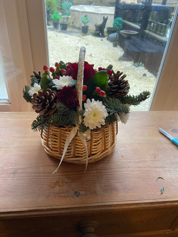 Winter woodland basket
