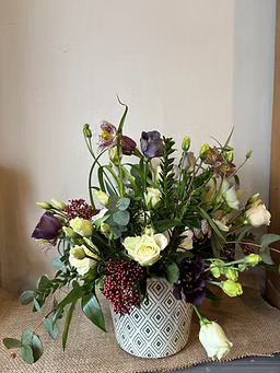 Seasonal arrangement