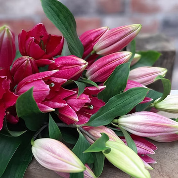 Lily bouquet