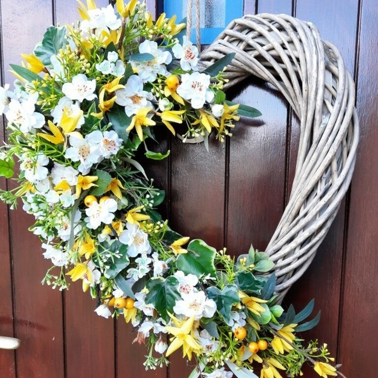 Artifical wreath
