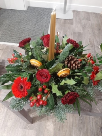 Festive candle centrepice