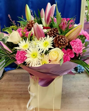 Blush lily hand-tied