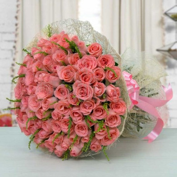 100 300 500 pink roses