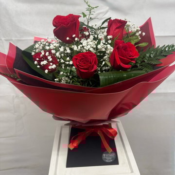6 red rose aquapack