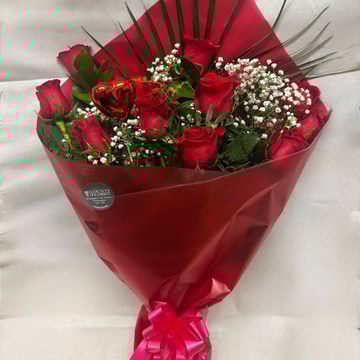 12 red rose bouquet