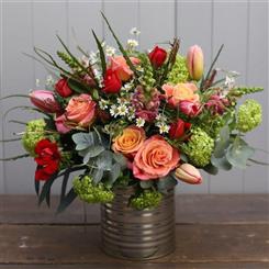 A tin arrangement