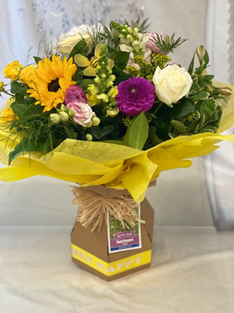 Bee happy bouquet
