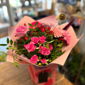 Pink delight gift bag