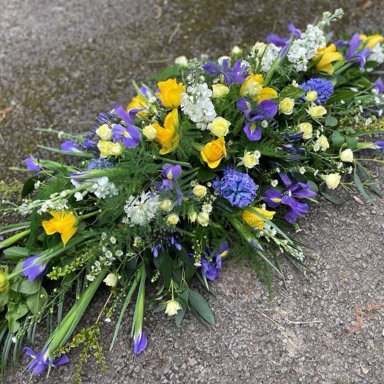 The seasonal funeral spray